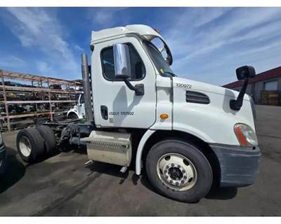 Freightliner Cascadia 113 Truck