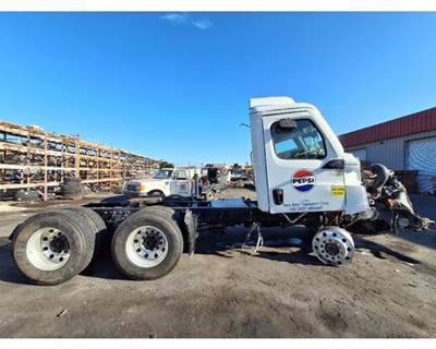 Freightliner Cascadia 116 Truck
