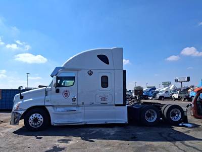 Freightliner Cascadia 125 Truck