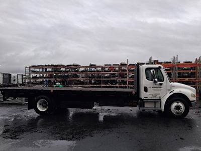 Freightliner M2 106 Truck