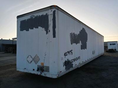 Strick Trailers Truck