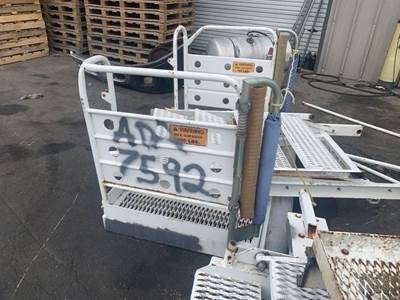 UPS-ADA7592
VEM2007403 