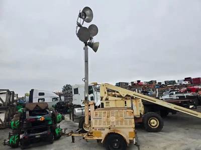 1995 Amida Site-Lite Model SL4060D-4MH Light Tower
Kubota D950-BG1, Cranks over