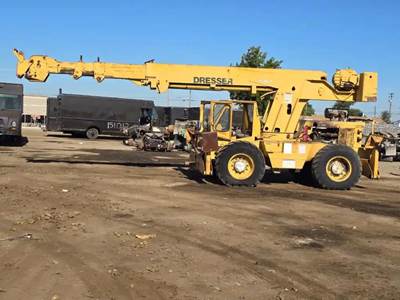 Dresser C150F-1 Crane
Detroit 50453550 Inline 4 Engine, S/N 4D0176761,