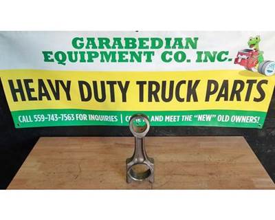 Used Cummins ISX15 CM2250 Machine Cut Connecting Rods for Peterbilt 386, Part # 3679797