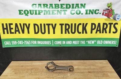 International MaxxForce DT Piston / Rod for a International DuraStar 4300