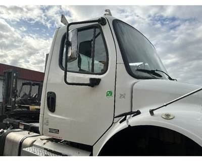 Freightliner M2 106 Power Steering Reservoir