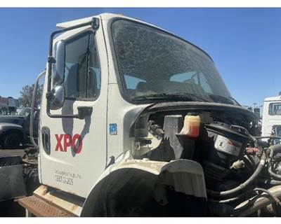 Freightliner M2 106 Power Steering Reservoir