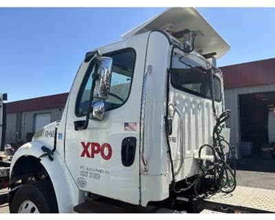 Freightliner M2 106 Power Steering Reservoir