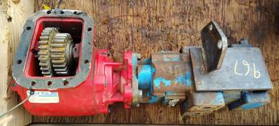 Chelsea 885-SERIES-PTO PTO for a Peterbilt 386