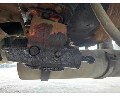 Chelsea 340XFAHX-A5XD Bottom Mounted PTO from Eaton RTF11609A Transmission