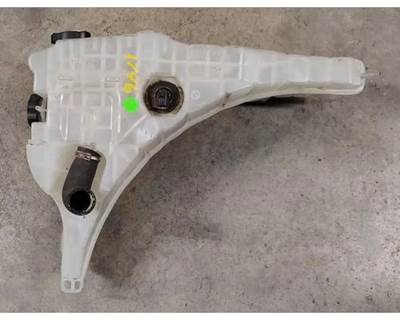 Freightliner Cascadia 125 Radiator Overflow Bottle / Surge Tank
