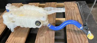 Kenworth T680 Radiator Overflow Bottle / Surge Tank