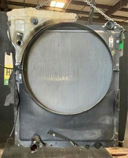 Freightliner Cascadia 113 Radiator