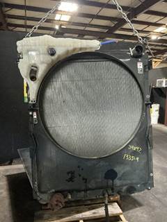 Freightliner Cascadia 113 Radiator