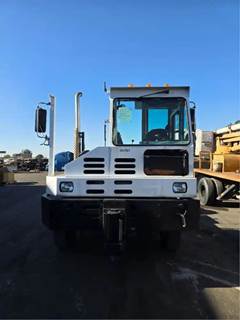 Capacity TJ5000 Salvage Truck