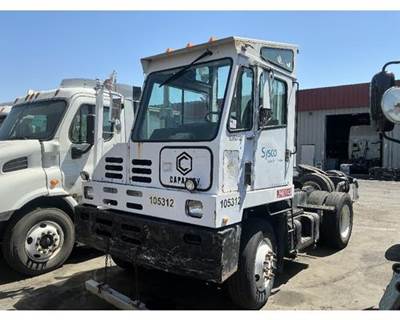 Capacity TJ5000 Salvage Truck