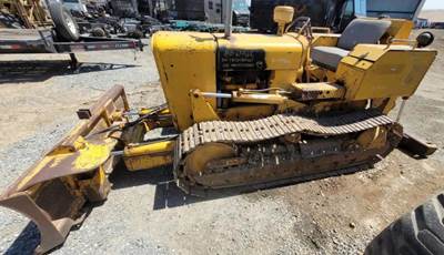 Caterpillar Salvage Truck