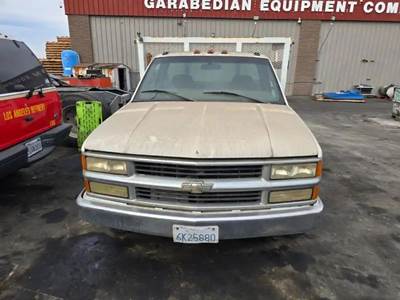 Chevrolet C3500 Salvage Truck