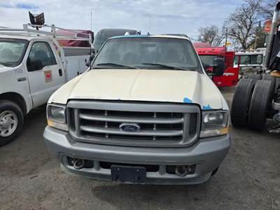 Ford F-250 Salvage Truck
