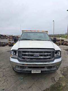 Ford F-350 Salvage Truck