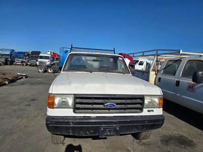 Ford F-350 Salvage Truck