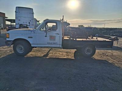Ford F-350 Salvage Truck