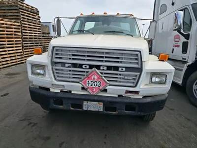 Ford F-600 Salvage Truck