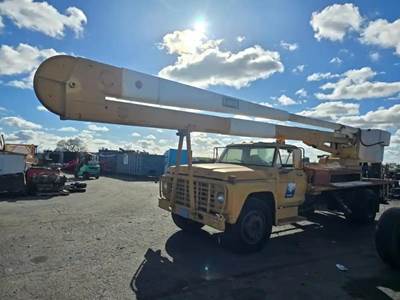 Ford F-750 Salvage Truck