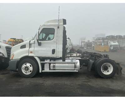 Freightliner Salvage Truck