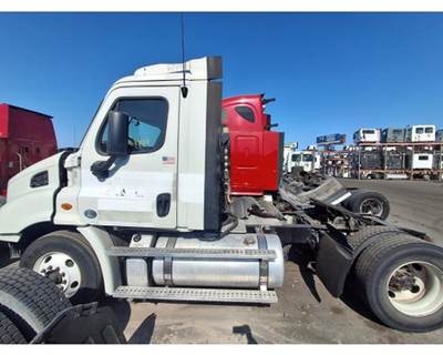 Freightliner Salvage Truck