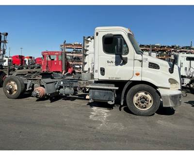 Freightliner Salvage Truck