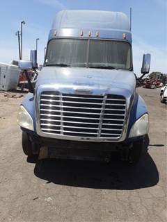 Freightliner Cascadia 125 Salvage Truck