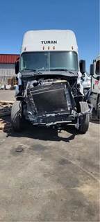 Freightliner Cascadia 125 Salvage Truck