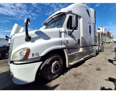 Freightliner Salvage Truck