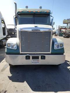 Freightliner Coronado Salvage Truck