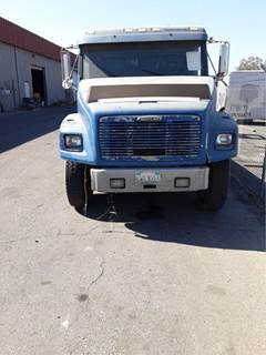 Freightliner FL70 Salvage Truck