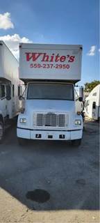 Freightliner FL70 Salvage Truck