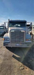 Freightliner FLD120 Salvage Truck
