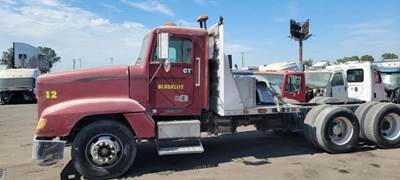 Freightliner FLD120 Salvage Truck