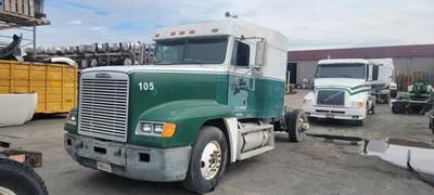Freightliner FLD120 Salvage Truck