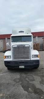 Freightliner FLD120 Salvage Truck