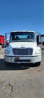 Freightliner M2 106 Salvage Truck