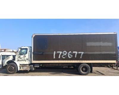 Freightliner M2 106 Salvage Truck