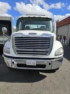 Freightliner M2 112 Salvage Truck