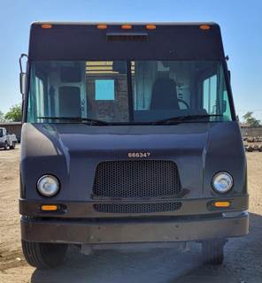 Freightliner MT45 Salvage Truck