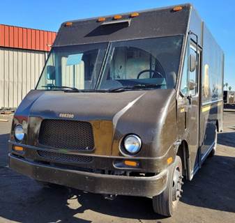 Freightliner MT45 Salvage Truck