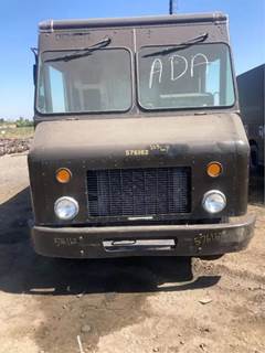 Freightliner MT45 Salvage Truck
