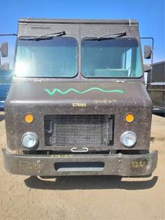 Freightliner MT45 Salvage Truck