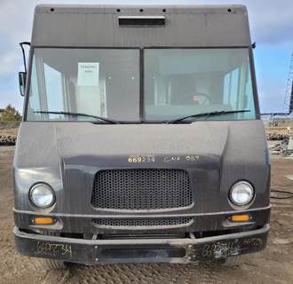 Freightliner MT45 Salvage Truck